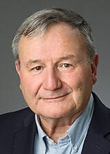 ER300825 SJP London-Lisbon - Karl Eikenberry photo 241111.jpeg