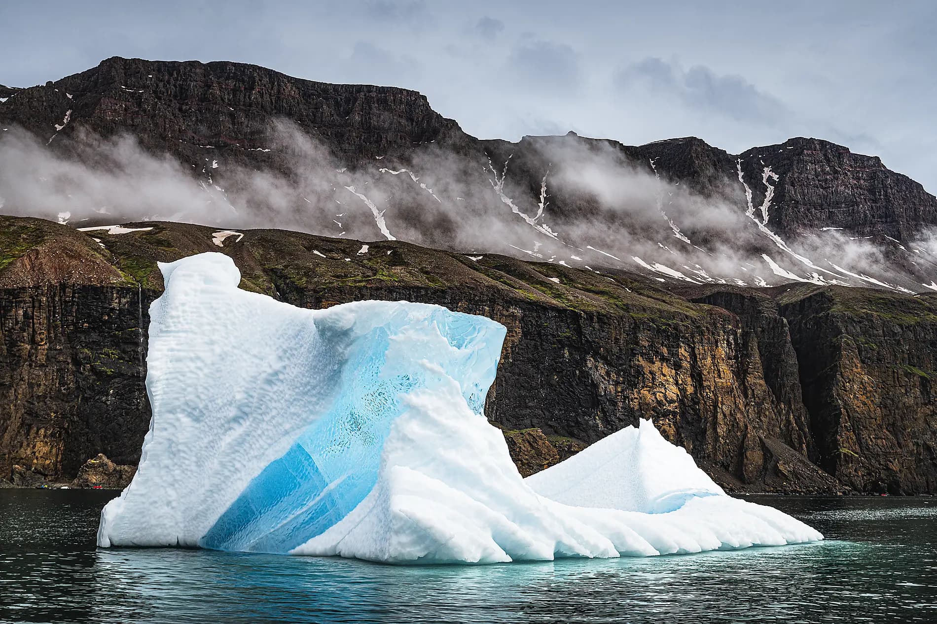Printemps arctique entre glaces et communautés inuites 