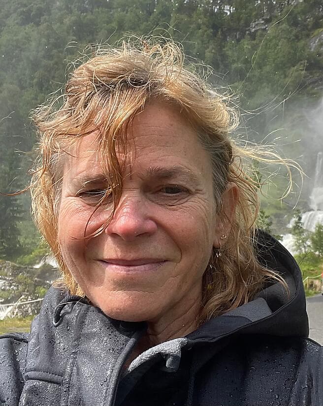 EE100227 SJP Cabo-Cabo - Heidi Dewar Photo 251104.jpg