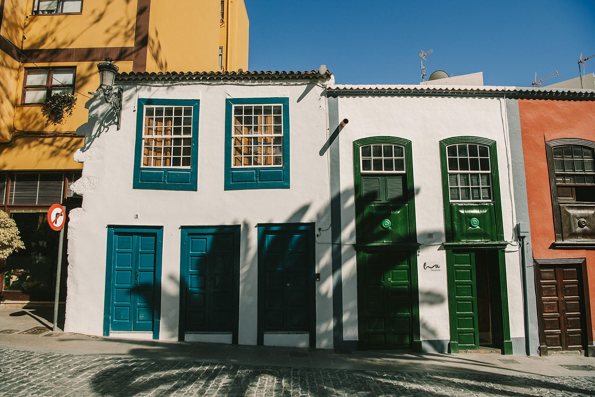Splendeurs des Canaries et authentique Madère