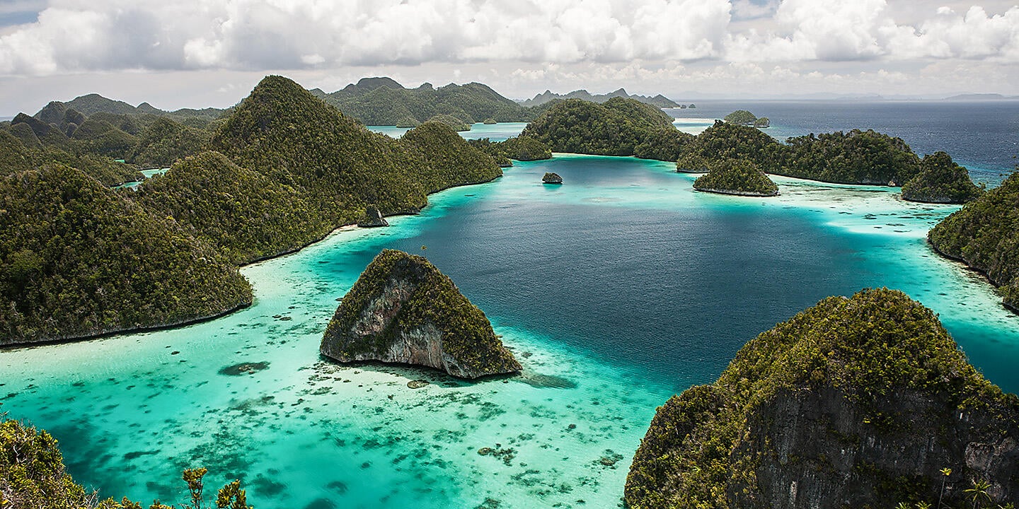 Raja Ampat et les îles aux Épices Raja Ampat et les îles aux Épices